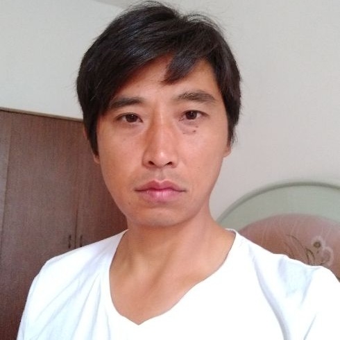 莞尔一笑的第一张照片--浙江残疾人相亲网