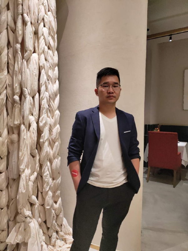 在路上的第二张照片--浙江残疾人相亲网