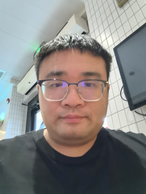 君临天下的第三张照片--浙江残疾人相亲网