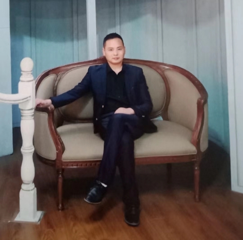 龙行天下的第二张照片--浙江残疾人相亲网