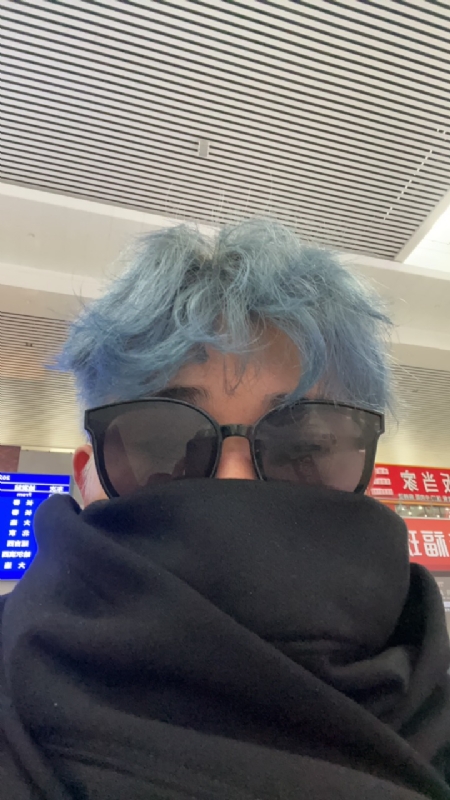 平行线的第二张照片--浙江残疾人相亲网
